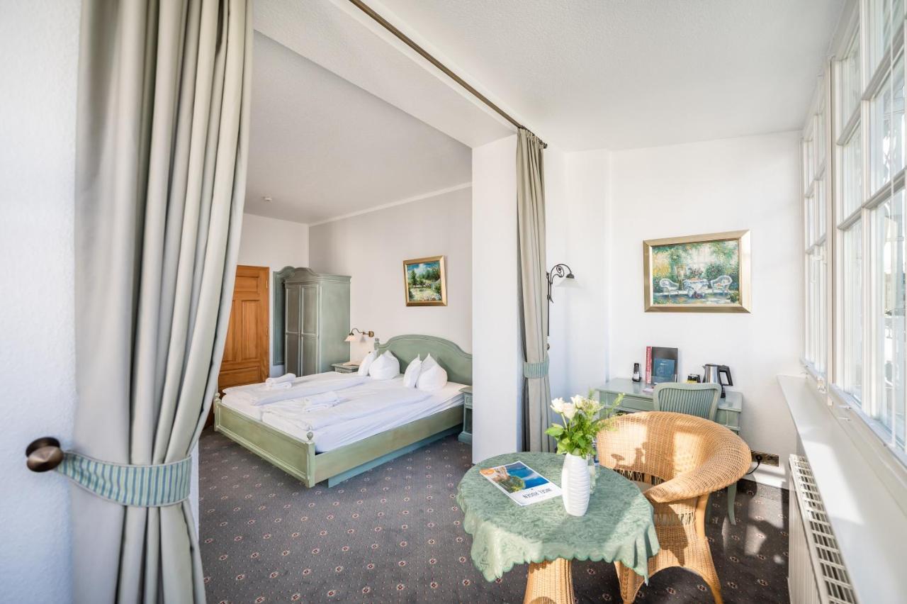 Hotel Villa Neander Binz Exterior photo