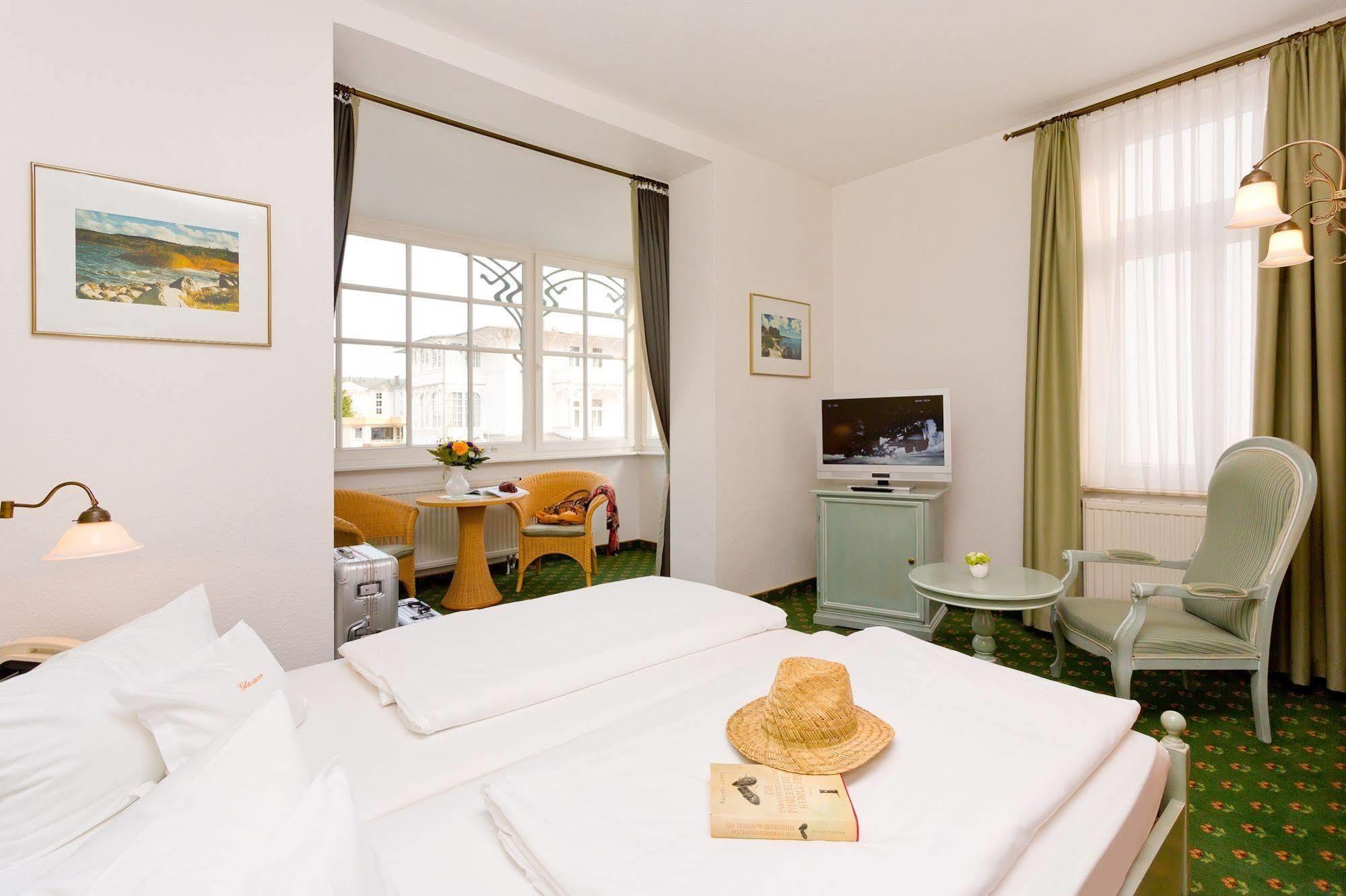 Hotel Villa Neander Binz Exterior photo